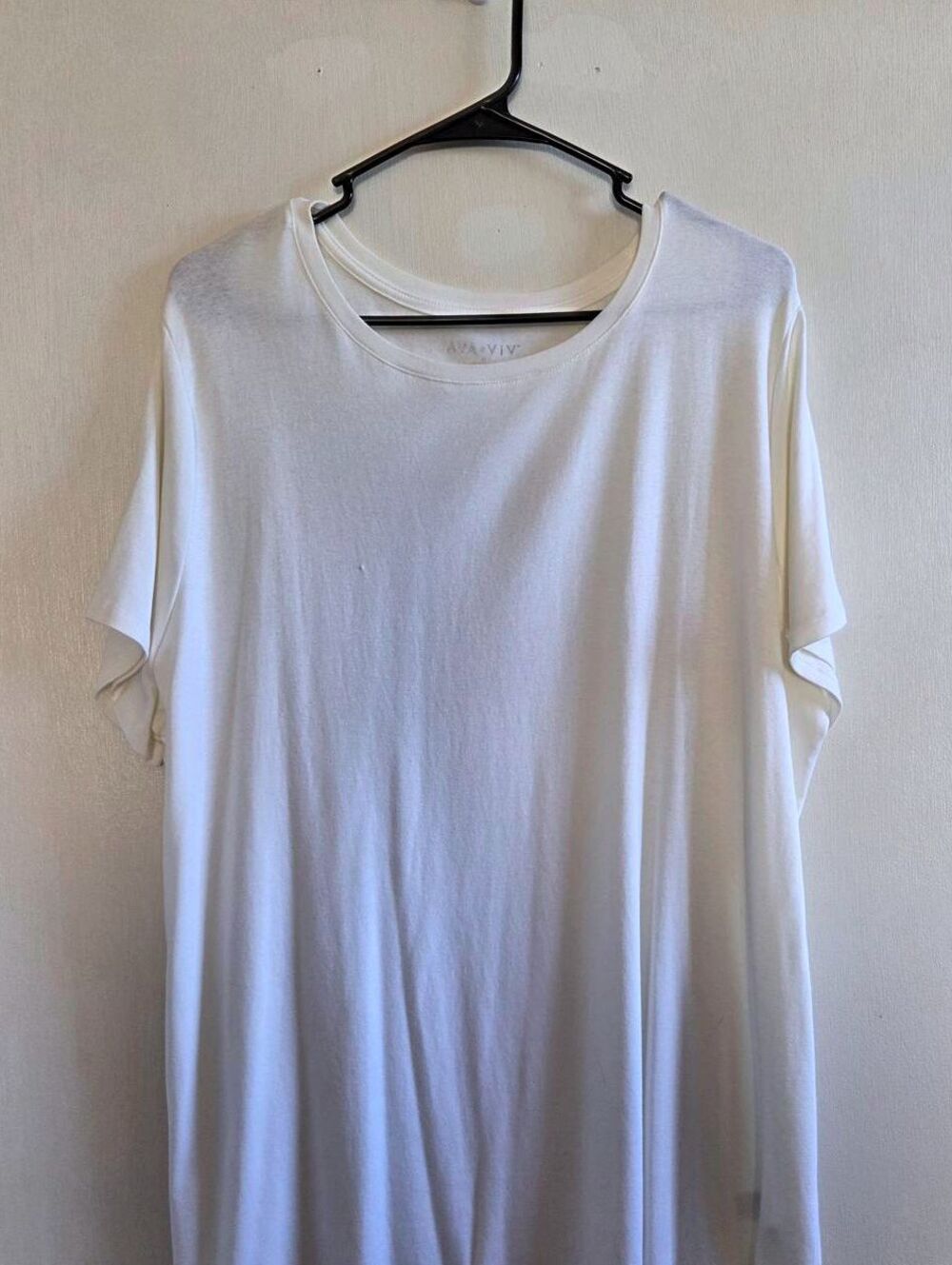 Women's Plus Size Short Sleeve Crewneck T-Shirt Ava & Viv 3X